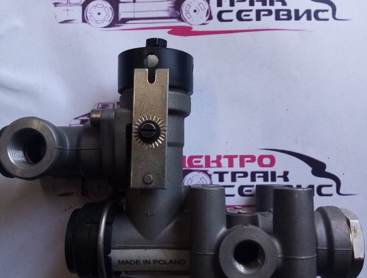 Кран уровня пола полуприцепа